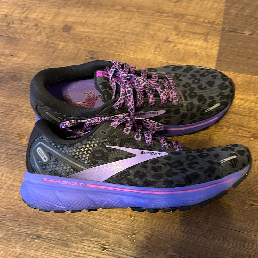 Brooks Women's Athletic Shoes - Black and Purple